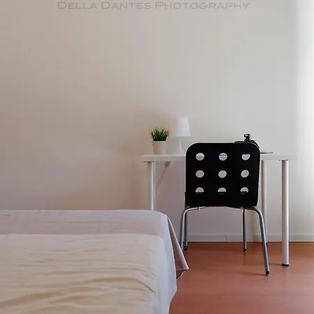 Casa Ulivo, Strategic Location With Parking Space Rimini