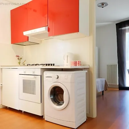 Casa Ulivo, Strategic Location With Parking Space Rimini
