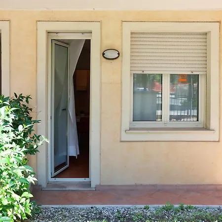 Casa Ulivo, Strategic Location With Parking Space *